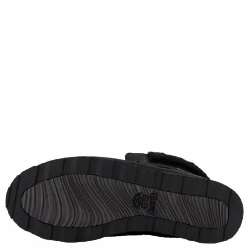 Ariel F Black