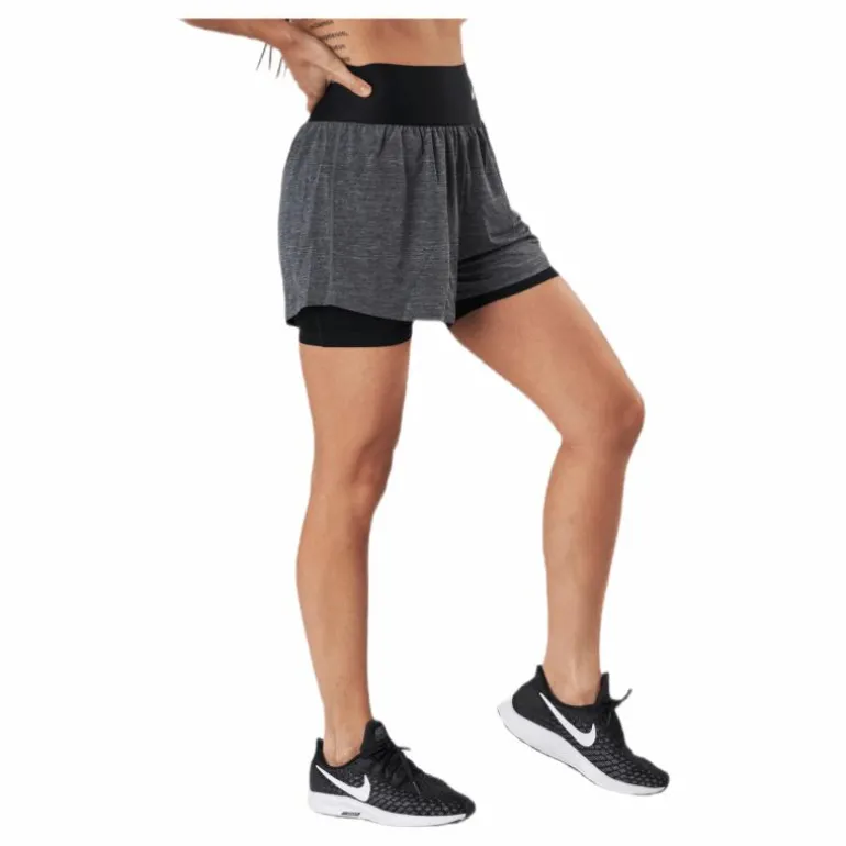 Court Advantage Short White/Black