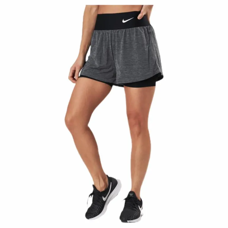 Court Advantage Short White/Black